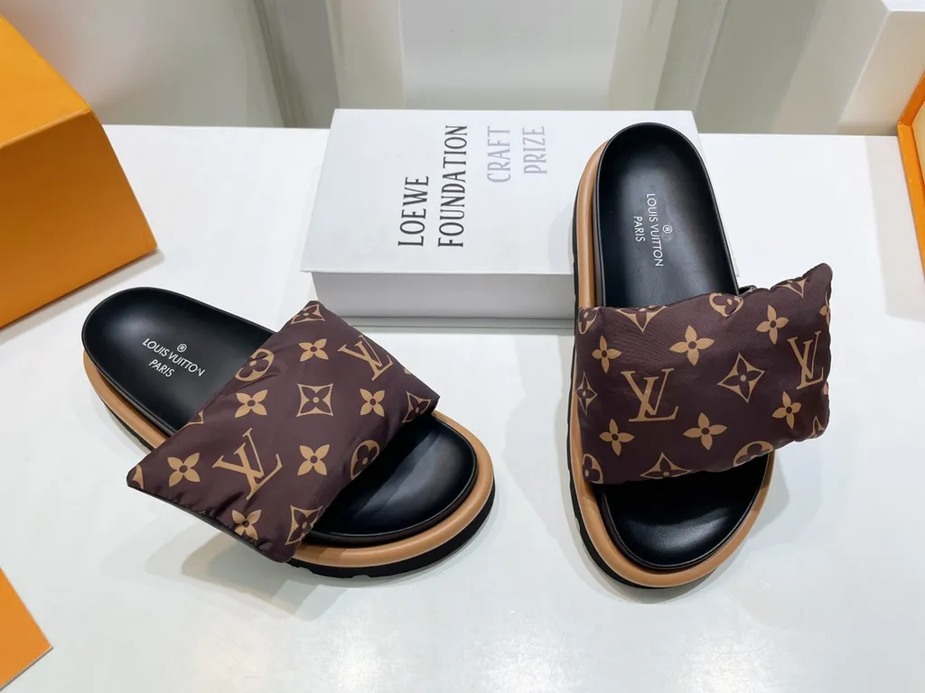 Louis Vuitton Shoe 